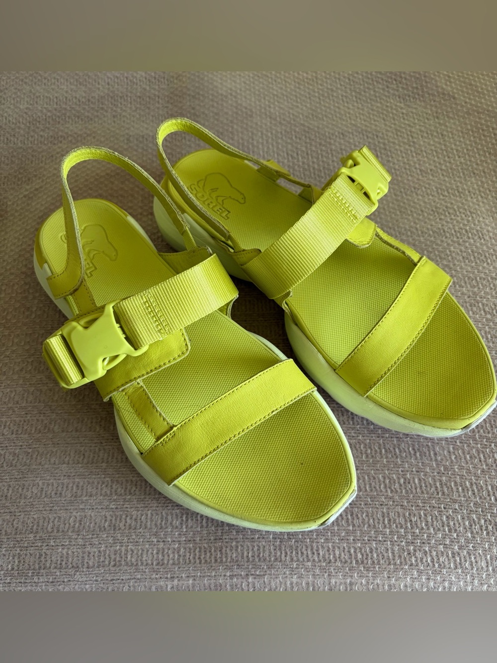 SOREL Neon Yellow Women's Sport Sandals - Unbranded Sz 8